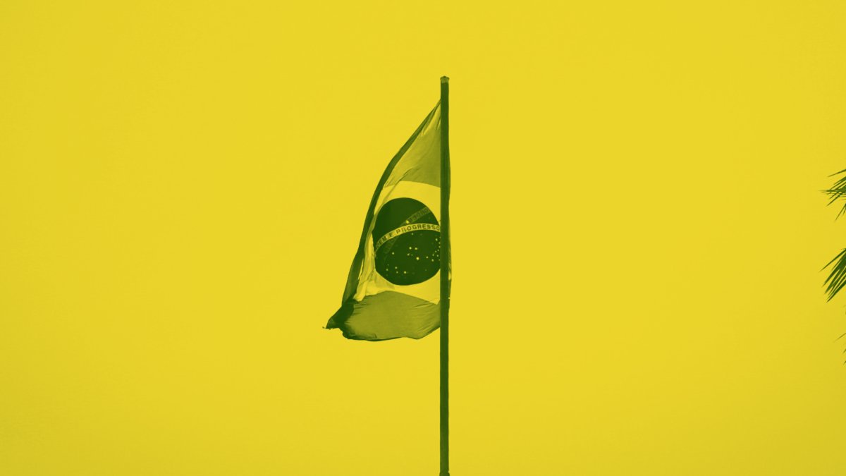 Uma democracia menor