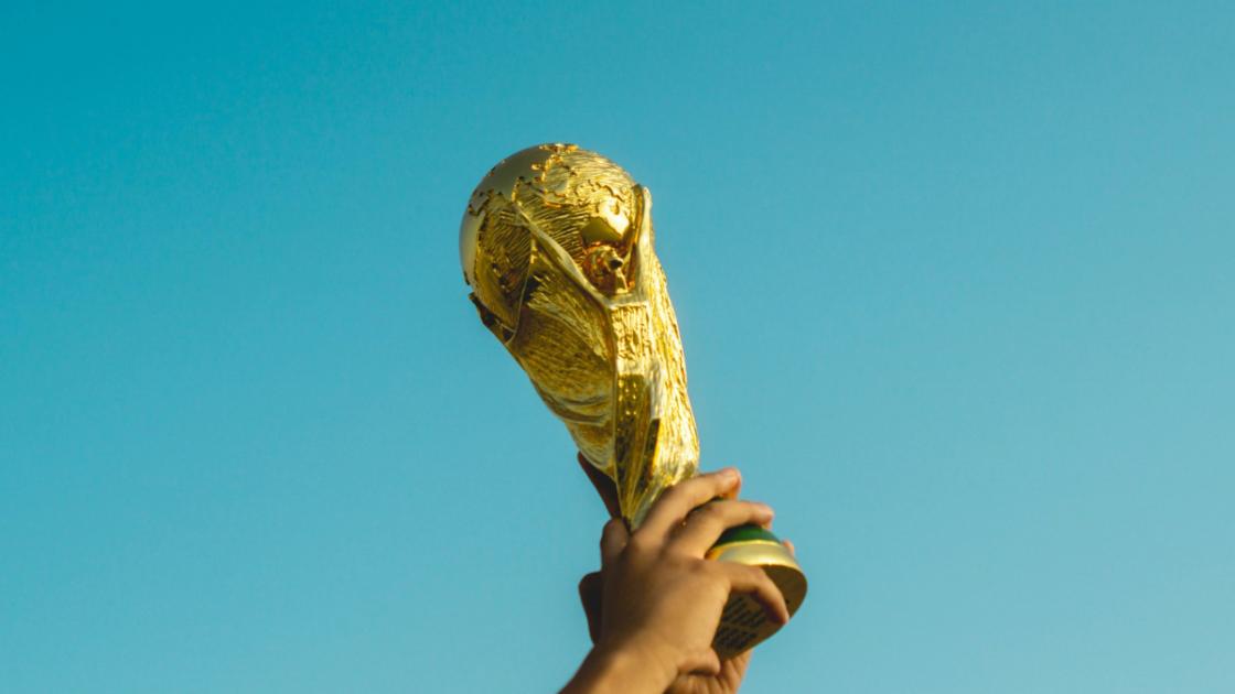 Um Mundial feudal num relvado sempre inclinado